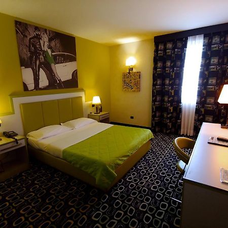 Invilladiserio Hotel Villa di Serio Ngoại thất bức ảnh